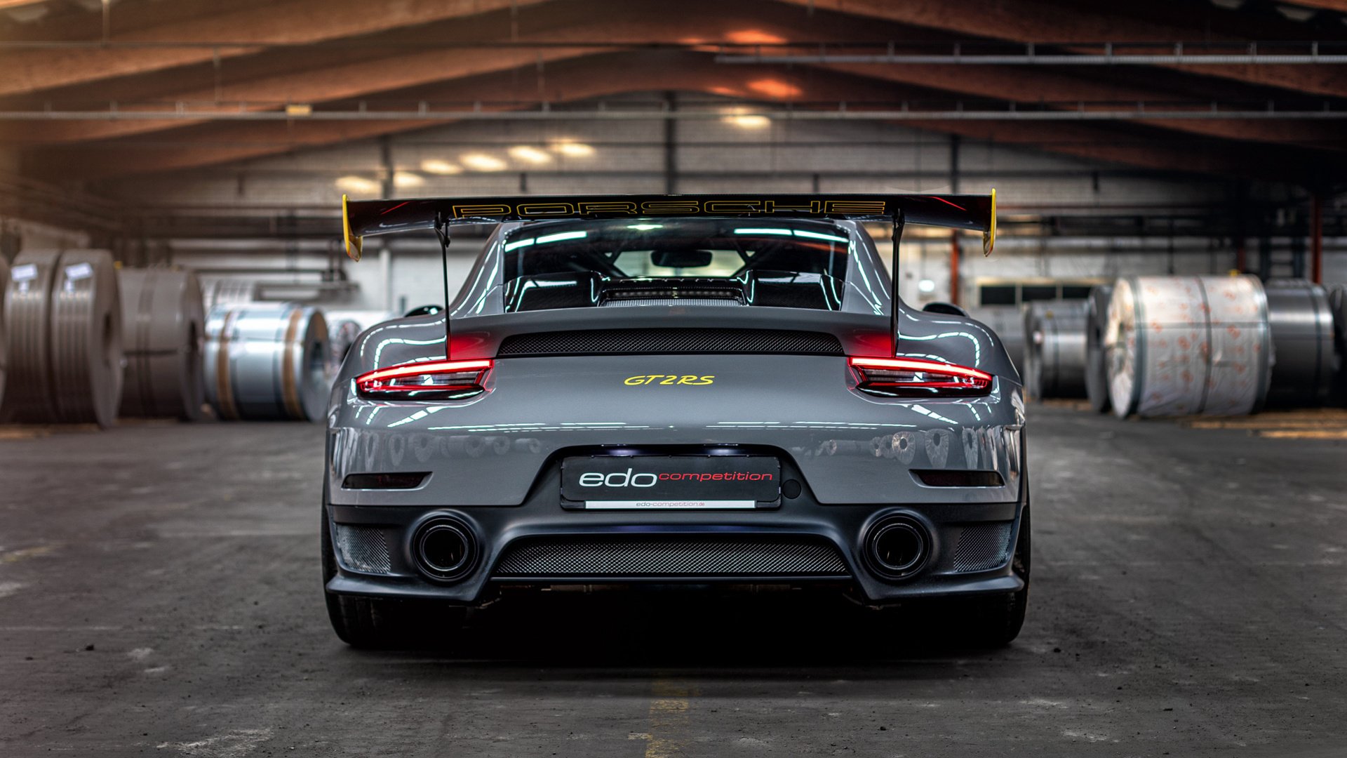 开云体育-“球迷狂欢：最燃现场应援瞬间合集”，球迷音乐